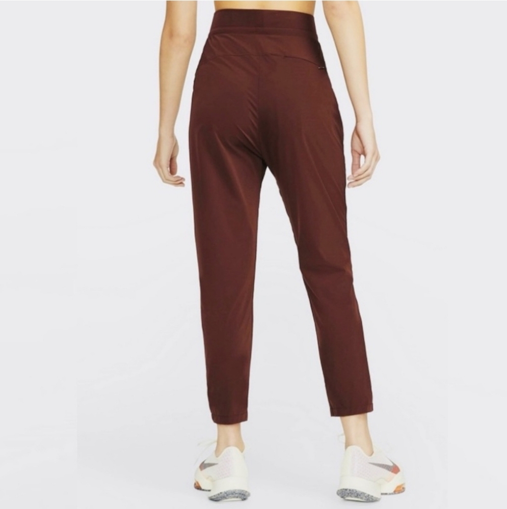 Nike Bliss Luxe 7/8 Training Jogger – Size Large, Burgundy-Brown (CU4603-273) - Picture 2 of 12